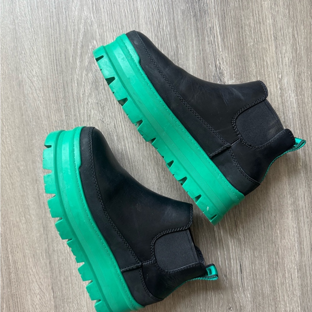 Uggs black and green boots